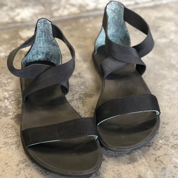 reef rover hi sandal